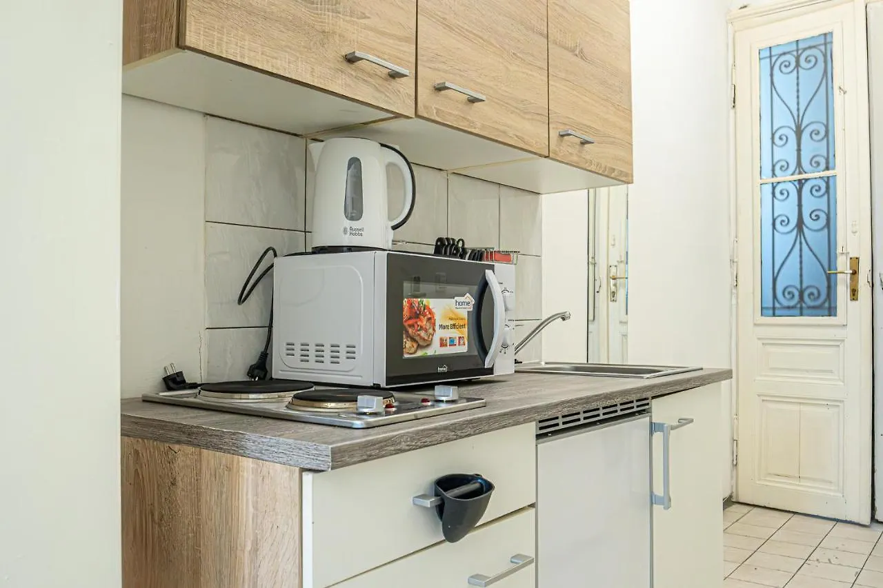 Apartment Modern Comforts: Chic Studio Apt Centrally Located Wien